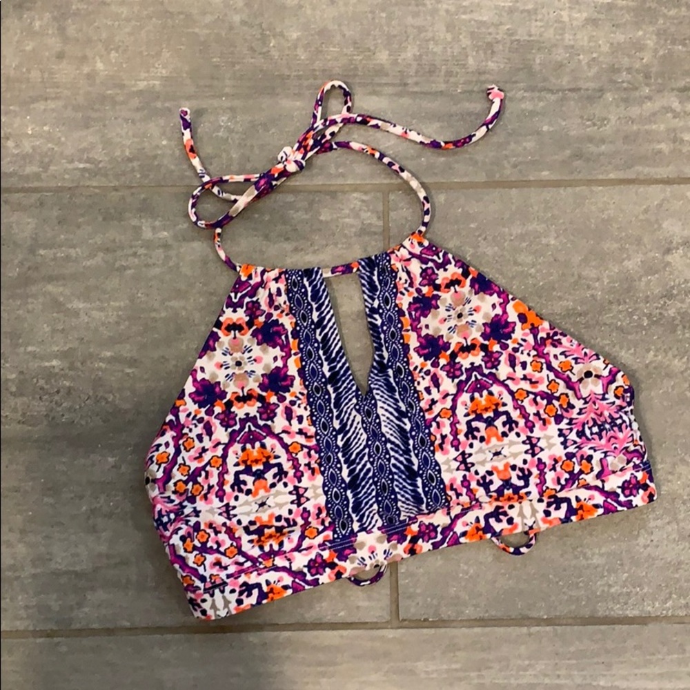 Athleta Keyhole Halter Bikini Top